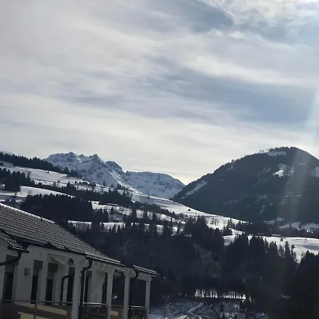 Piererdorf - Lovely Mountain View * Aich (Styria)