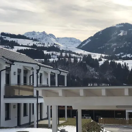 Piererdorf - Lovely Mountain View Apartmán *