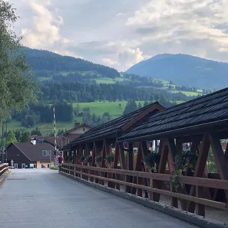 Piererdorf - Lovely Mountain View Apartmán